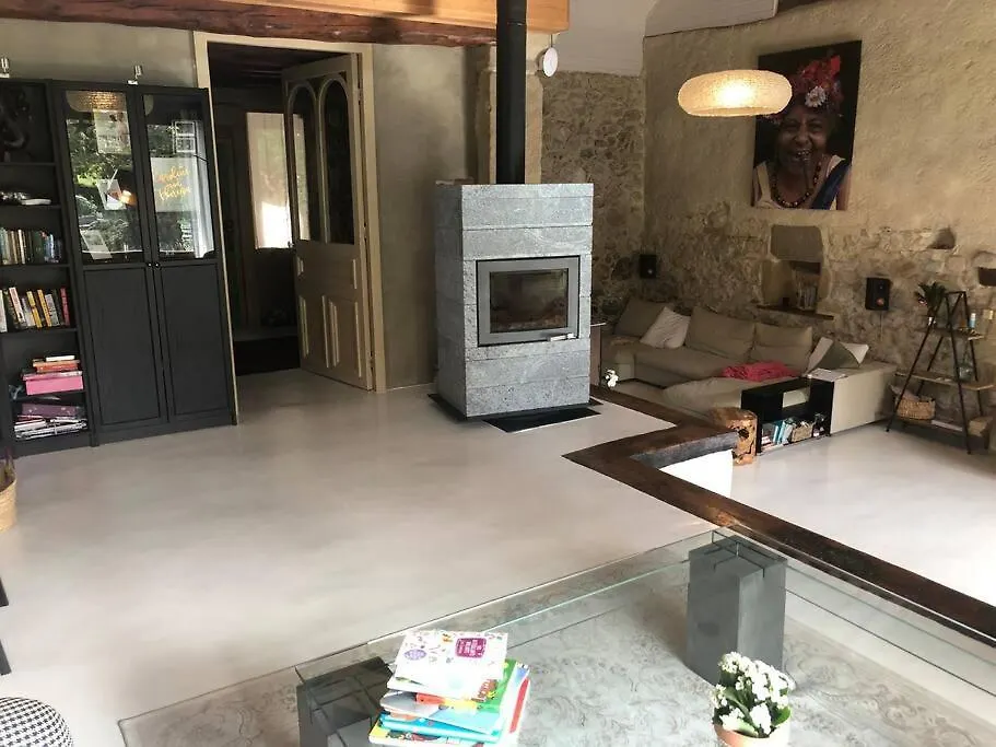 French Farmhouse Between Lake & Mountain Hery-sur-Alby Villa